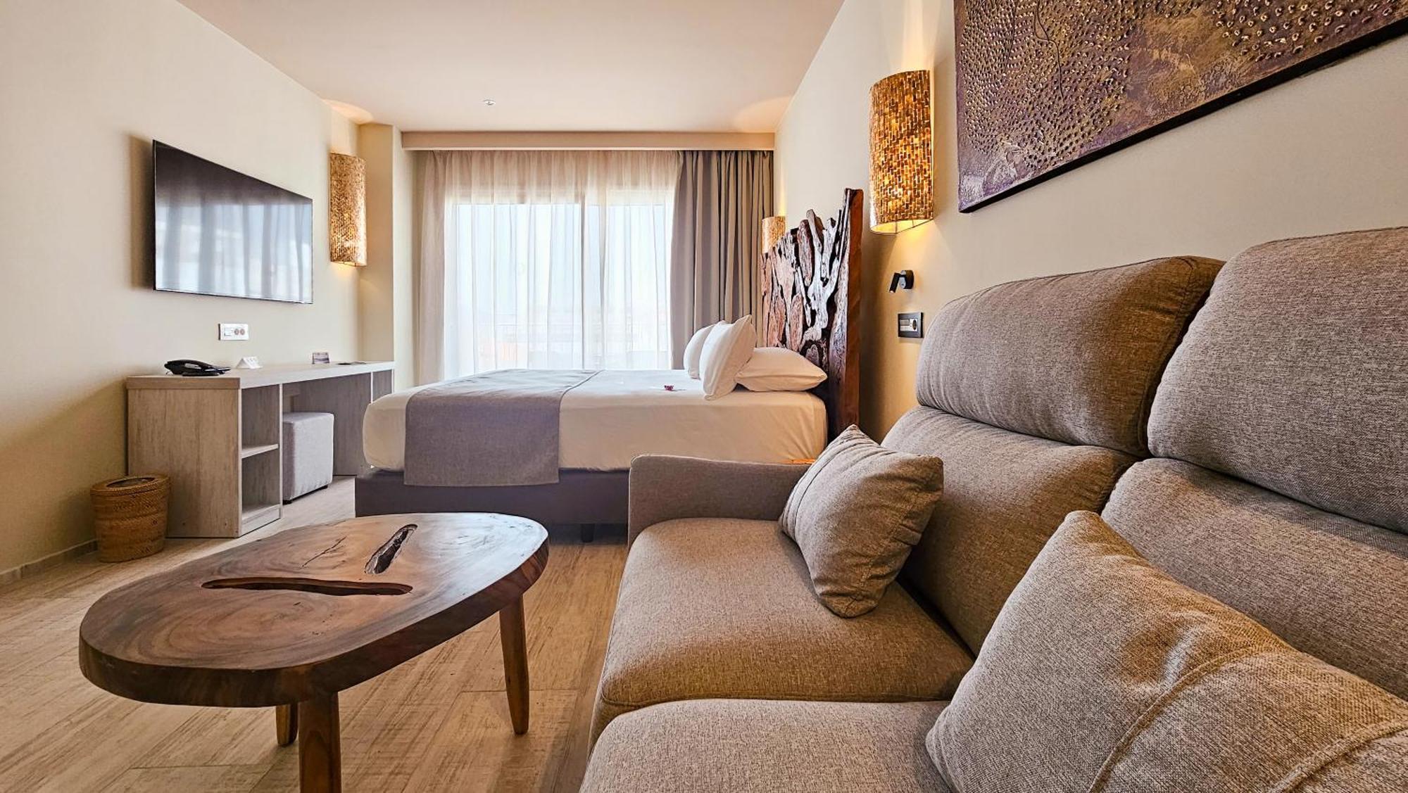 Event Tarifa By Qhotels - Adults Recommended Экстерьер фото