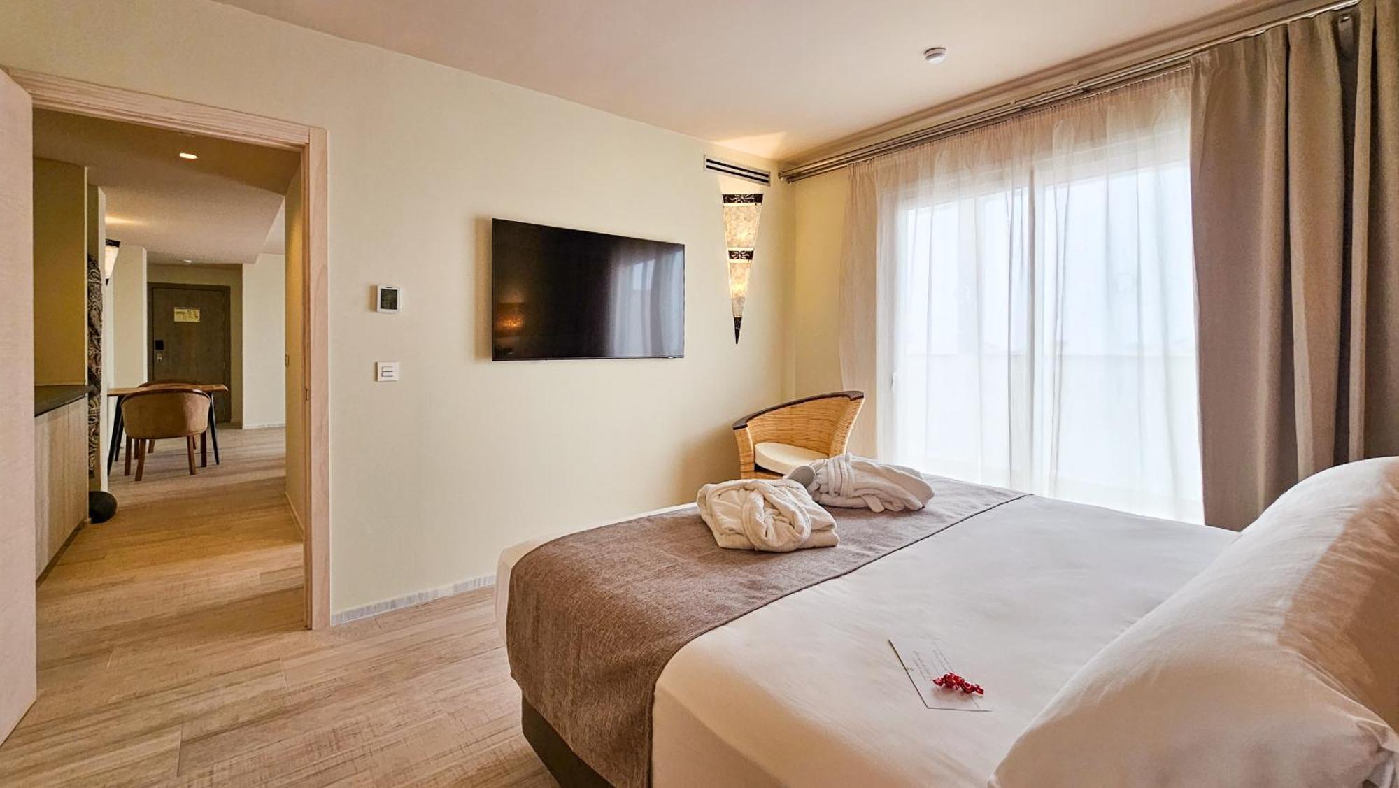 Event Tarifa By Qhotels - Adults Recommended Экстерьер фото