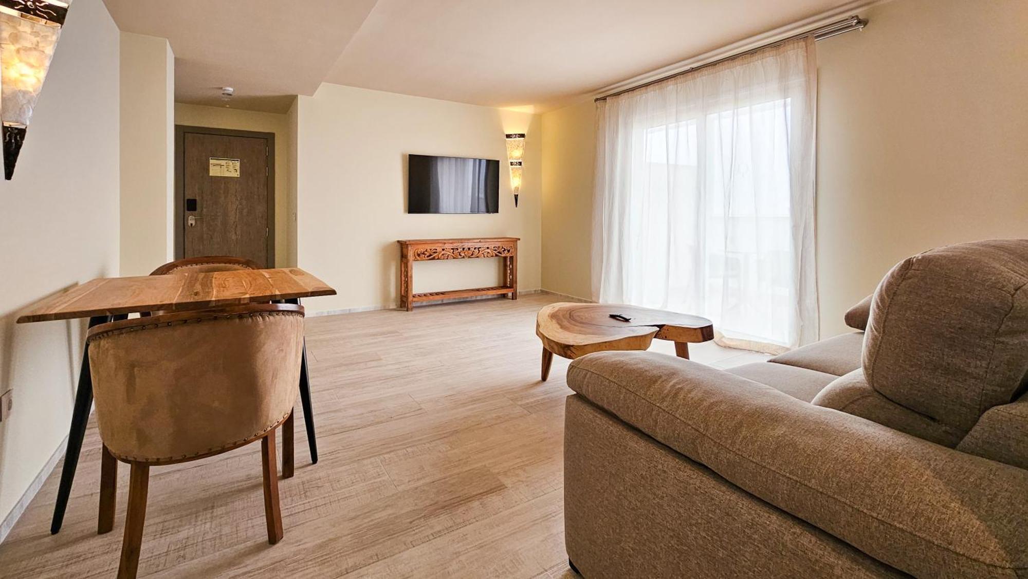 Event Tarifa By Qhotels - Adults Recommended Экстерьер фото