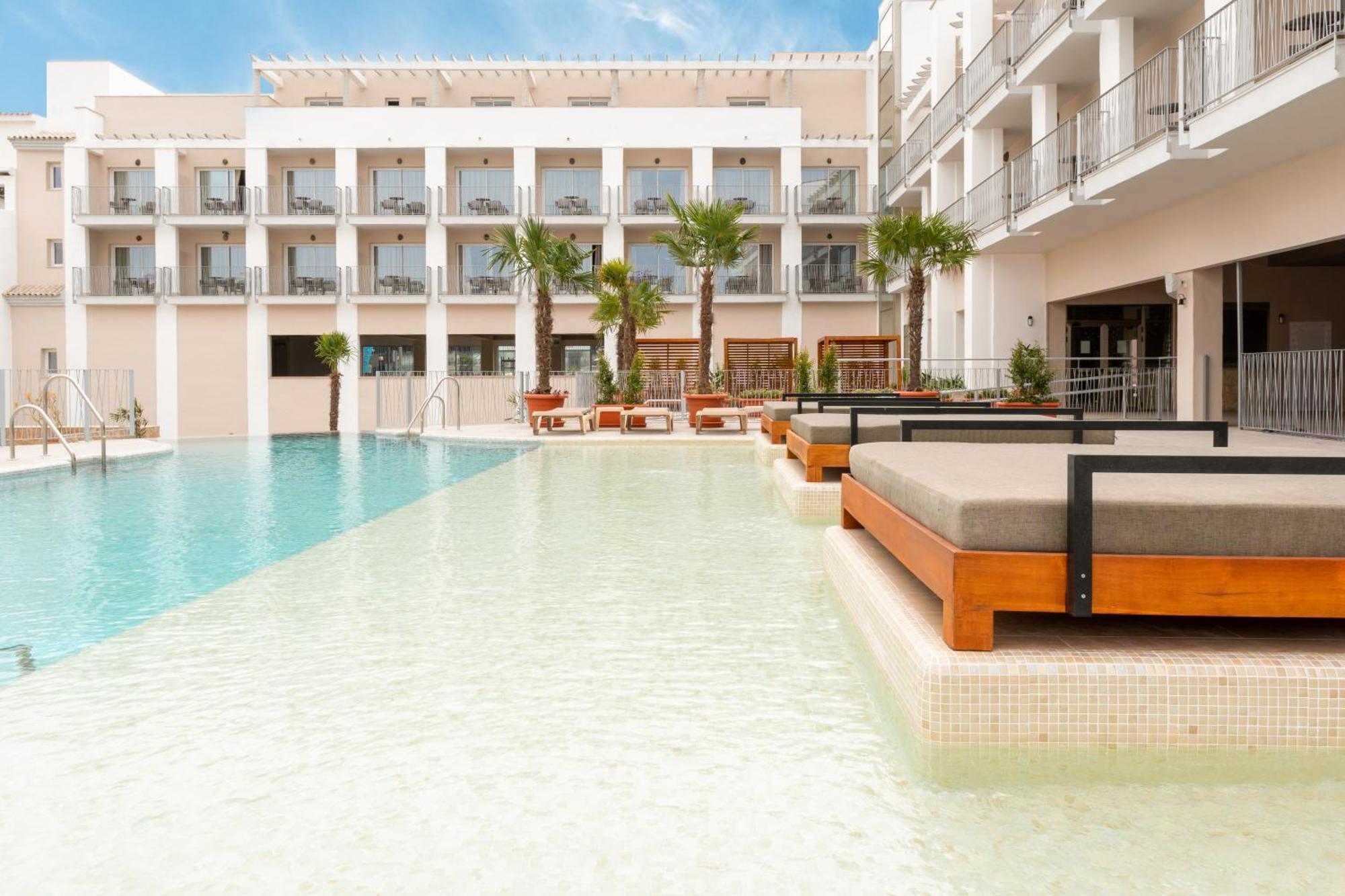 Event Tarifa By Qhotels - Adults Recommended Экстерьер фото
