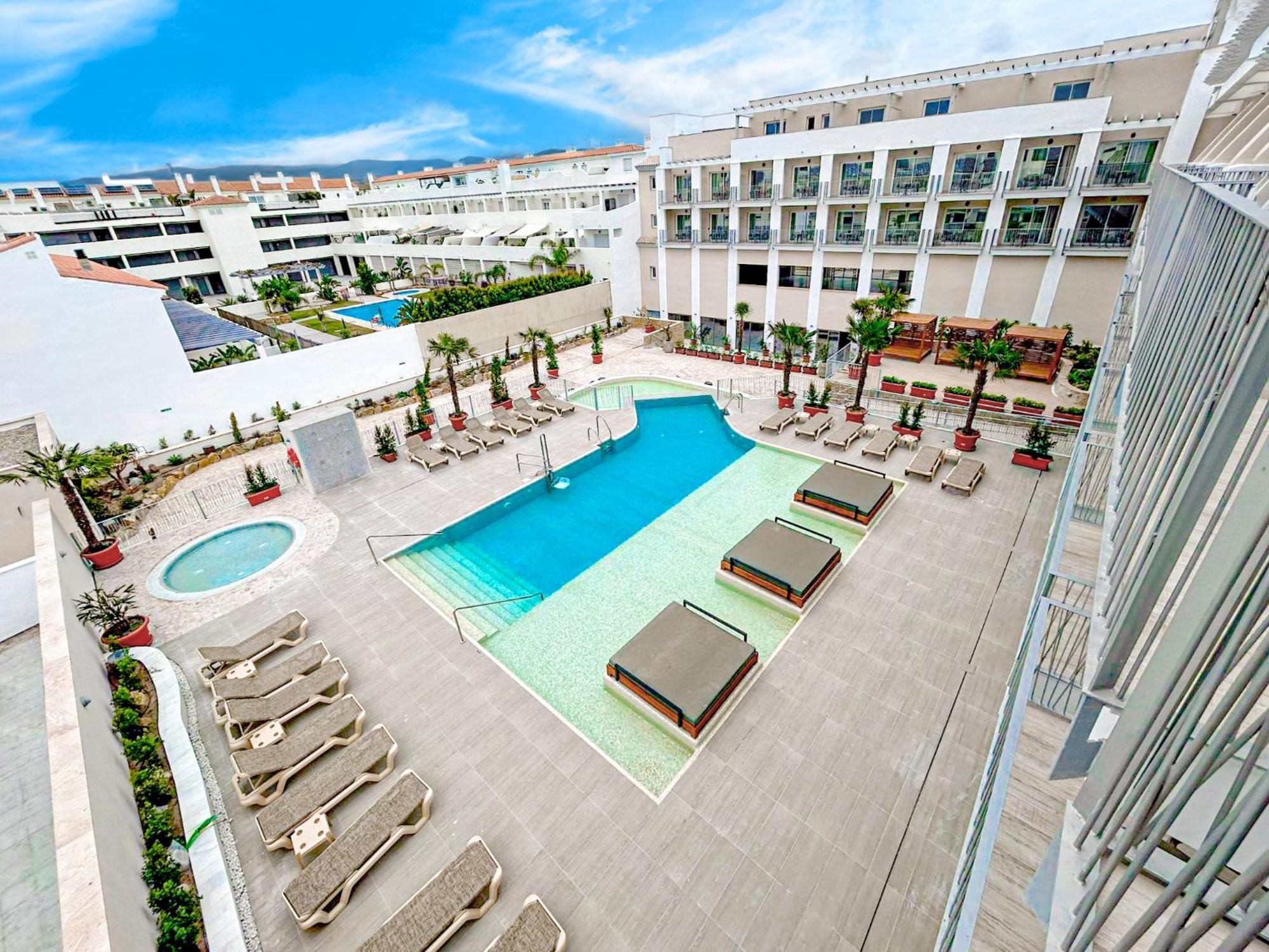 Event Tarifa By Qhotels - Adults Recommended Экстерьер фото